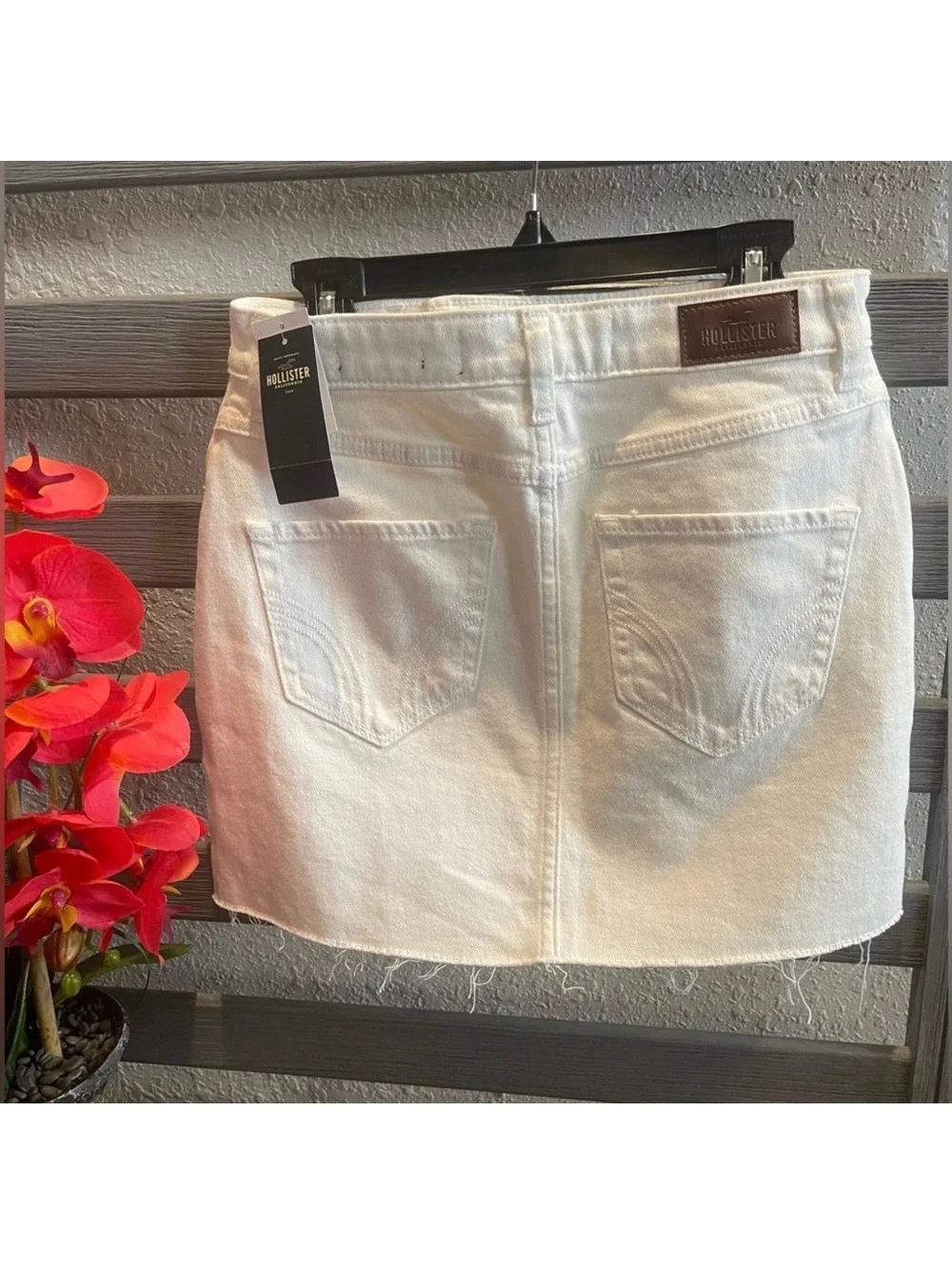 Hollister high rise